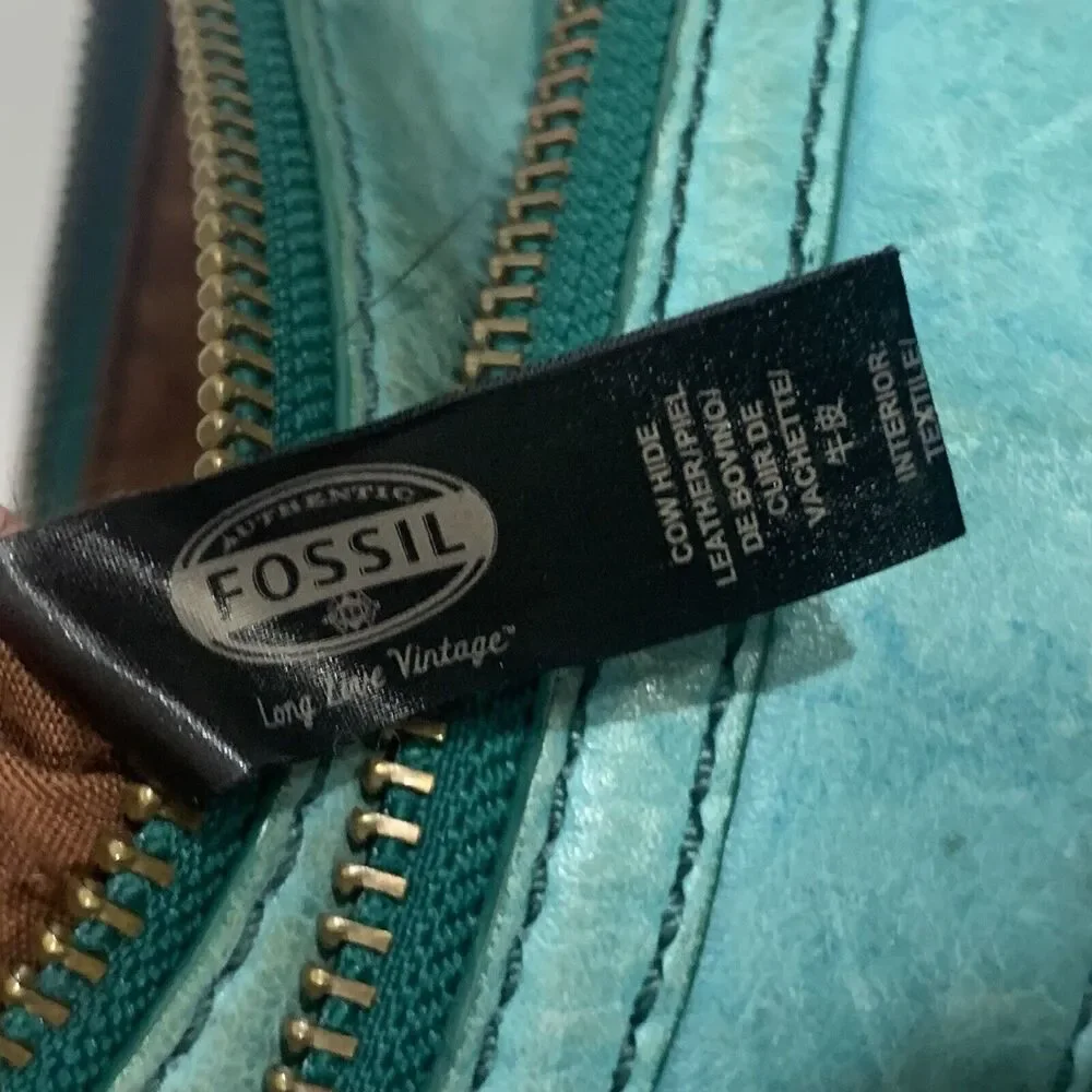 Fossil Explorer Crossbody Purse Teal Leather With 3 Zippers Purse